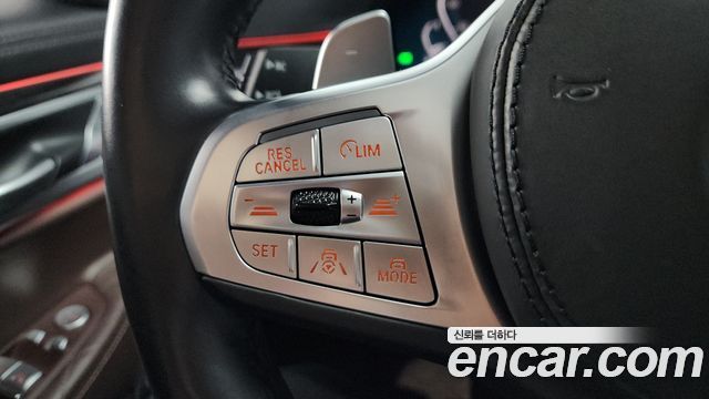 BMW 7 Series (G11) 745e iPerformance M Sport 2020 — фото 16