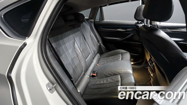 BMW X6 (F16) xDrive 30d 2018 — фото 11