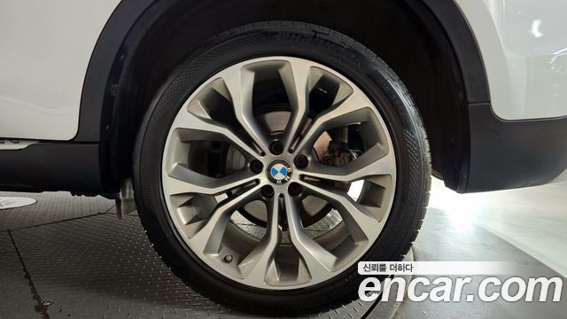 BMW X6 (F16) xDrive 30d 2018 — фото 21