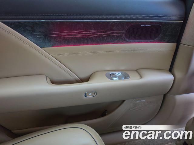 Genesis G90 (RS4) Gasoline 3.5 Turbo 2WD 2023 — фото 21