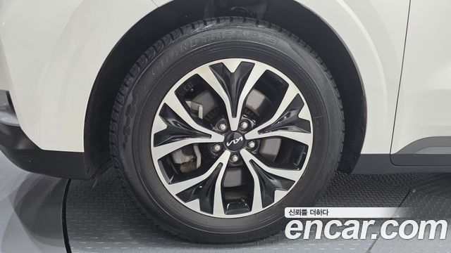 Kia Carnival (IV) Diesel 9-Seater Prestige 2023 — фото 5