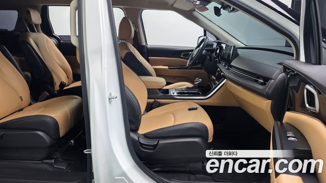 Kia Carnival (IV) Diesel 9-Seater Prestige 2023 — фото 11