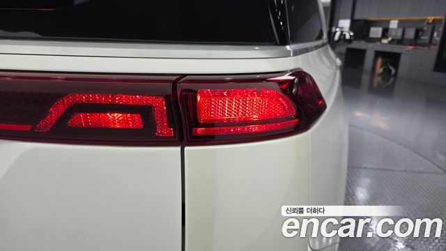 Kia Carnival (IV) Diesel 9-Seater Prestige 2023 — фото 23