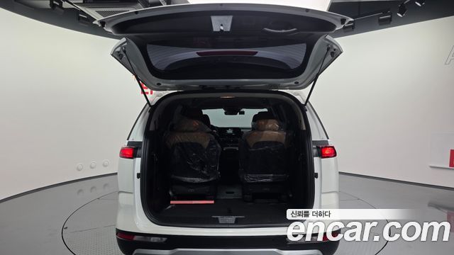 Kia Carnival (IV) Diesel 9-Seater Prestige 2023 — фото 33