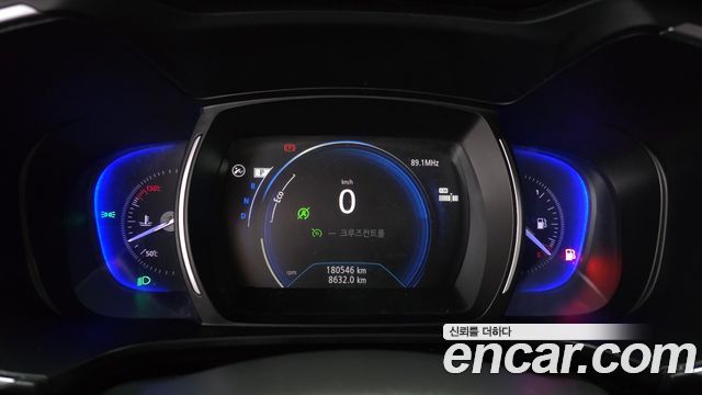 Renault Korea QM6 Diesel 2WD RE Signature 2018 — фото 8