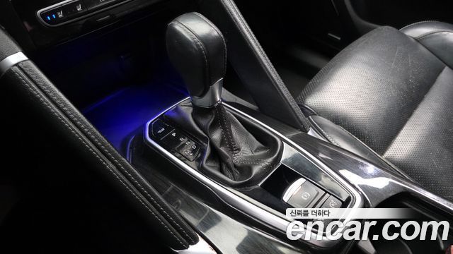 Renault Korea QM6 Diesel 2WD RE Signature 2018 — фото 9
