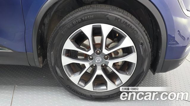 Renault Korea QM6 Diesel 2WD RE Signature 2018 — фото 21