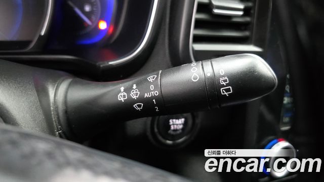 Renault Korea QM6 Diesel 2WD RE Signature 2018 — фото 28