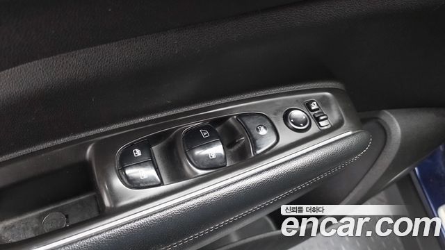 Renault Korea QM6 Diesel 2WD RE Signature 2018 — фото 29