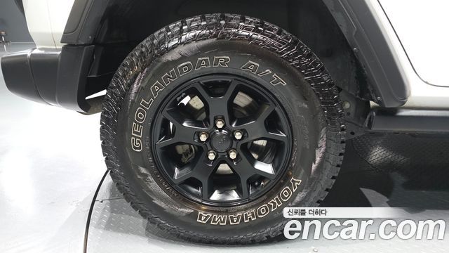 Jeep Wrangler (JL) 2.0 Sport 4Door Willys Edition 2020 — фото 5
