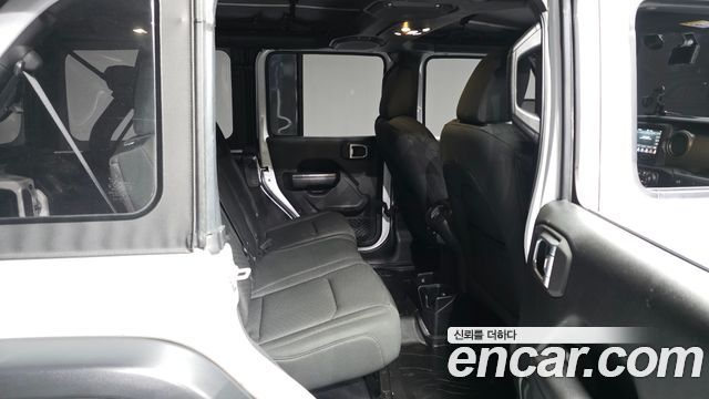 Jeep Wrangler (JL) 2.0 Sport 4Door Willys Edition 2020 — фото 11