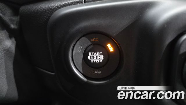Jeep Wrangler (JL) 2.0 Sport 4Door Willys Edition 2020 — фото 18