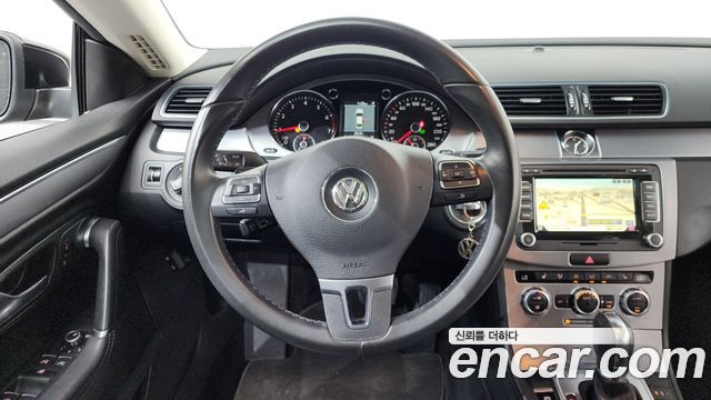 Volkswagen CC 2.0 TSI 2013 — фото 17