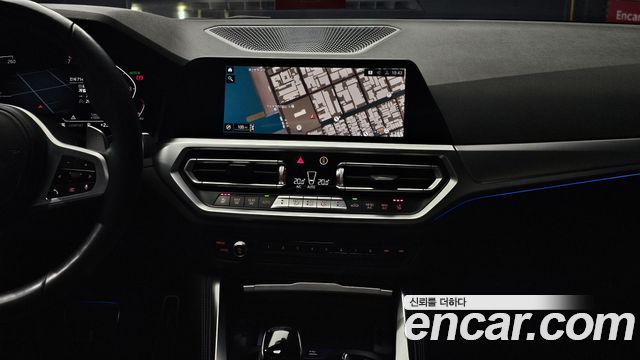 BMW 4 Series (G22) 420i M Sport Coupe 2022 — фото 13