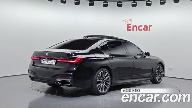 BMW 7 Series (G11) 740Li xDrive M Sport Package 2020 — фото 2