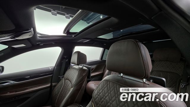 BMW 7 Series (G11) 740Li xDrive M Sport Package 2020 — фото 14