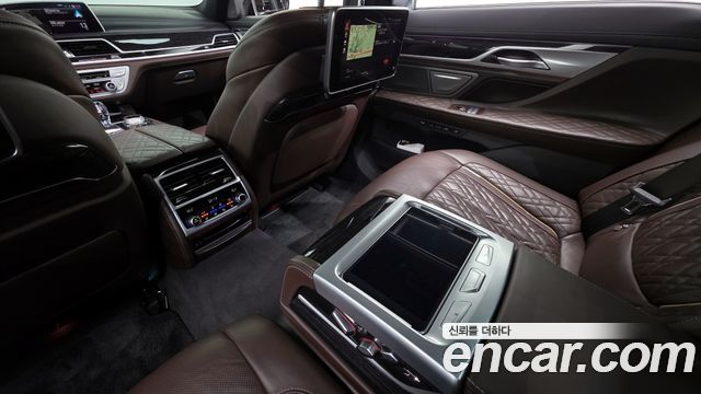 BMW 7 Series (G11) 740Li xDrive M Sport Package 2020 — фото 15