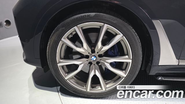 BMW X7 (G07) M50i 6STR 2020 — фото 5