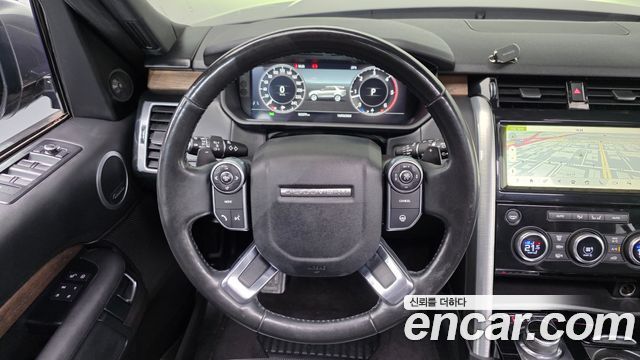 Land Rover Discovery 5 3.0 TD6 HSE Luxury 2018 — фото 13