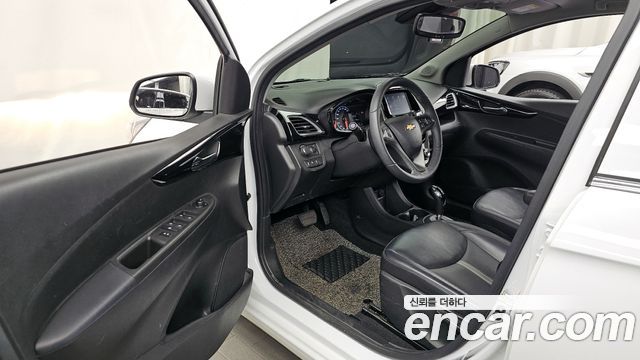 Chevrolet Spark Premier 2021 — фото 10
