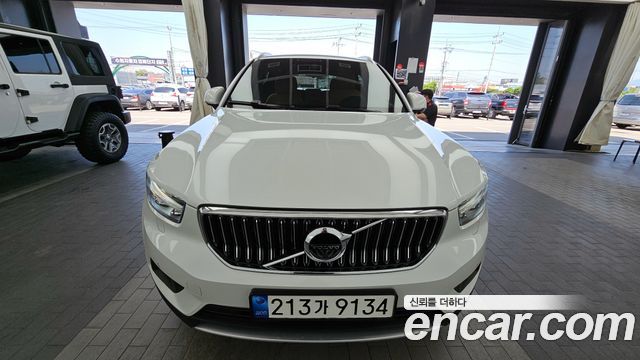 Volvo XC40 T4 Inscription 2020 — фото 40