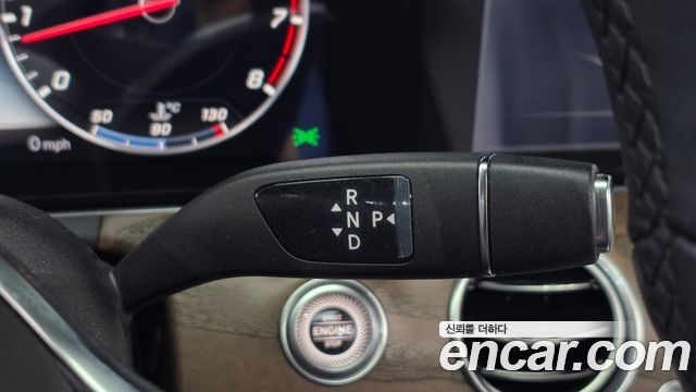 Mercedes-Benz E-Class (W213) E300 4MATIC Exclusive 2020 — фото 9