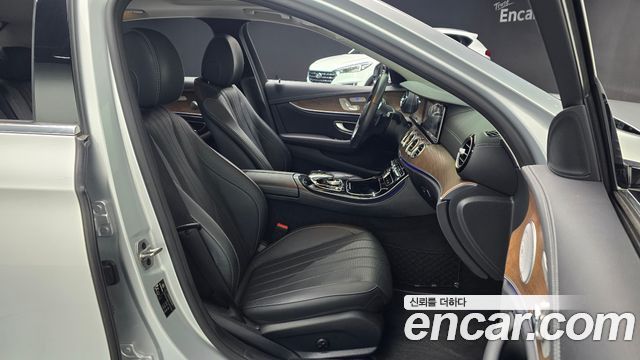 Mercedes-Benz E-Class (W213) E300 4MATIC Exclusive 2020 — фото 10