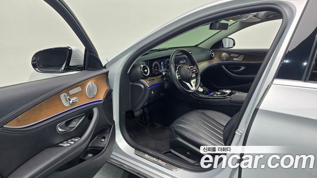 Mercedes-Benz E-Class (W213) E300 4MATIC Exclusive 2020 — фото 11