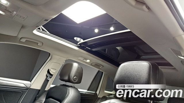 Volkswagen Tiguan (II) 2.0 TDI Prestige 2018 — фото 18