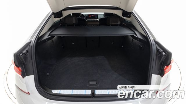 BMW 6 Series GT (G32) 630i xDrive Luxury 2021 — фото 24