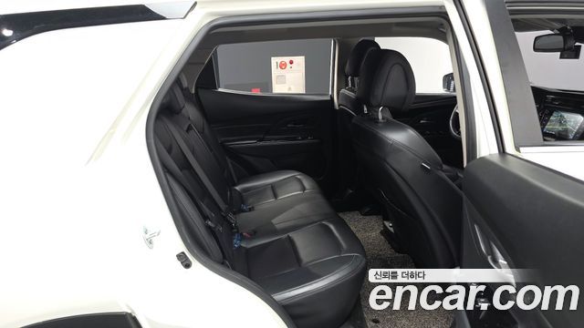 KG Mobility (SsangYong) Beautiful Korando Gasoline 1.5 2WD C5 Plus 2022 — фото 12