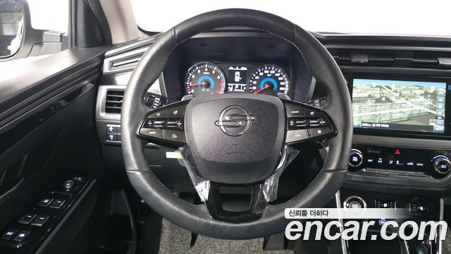 KG Mobility (SsangYong) Beautiful Korando Gasoline 1.5 2WD C5 Plus 2022 — фото 13