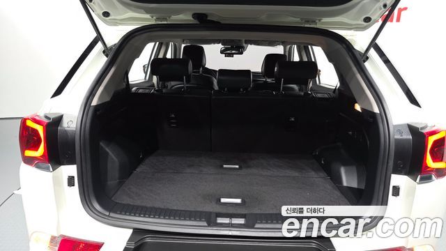 KG Mobility (SsangYong) Beautiful Korando Gasoline 1.5 2WD C5 Plus 2022 — фото 20