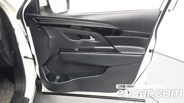 KG Mobility (SsangYong) Beautiful Korando Gasoline 1.5 2WD C5 Plus 2022 — фото 24