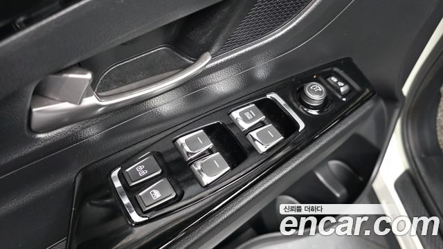 KG Mobility (SsangYong) Beautiful Korando Gasoline 1.5 2WD C5 Plus 2022 — фото 28