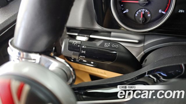 Kia Carnival (IV) Diesel 9-Seater Prestige 2021 — фото 28