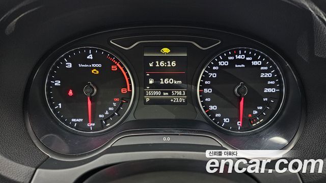 Audi A3 35 TDI Dynamic 8V 2016 — фото 8