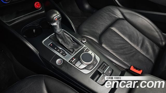 Audi A3 35 TDI Dynamic 8V 2016 — фото 9