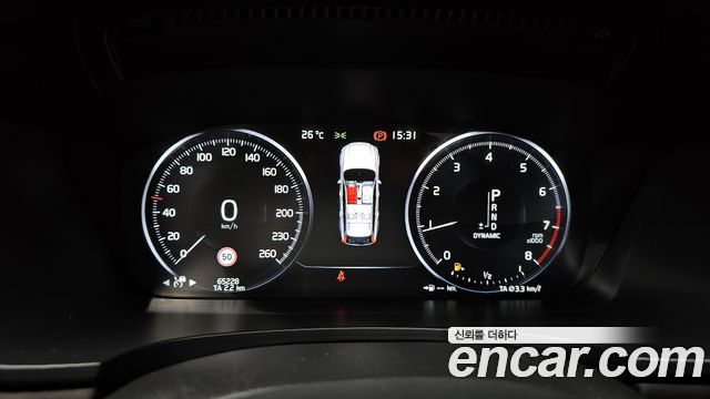 Volvo V90 Cross Country T5 Pro AWD 2018 — фото 8