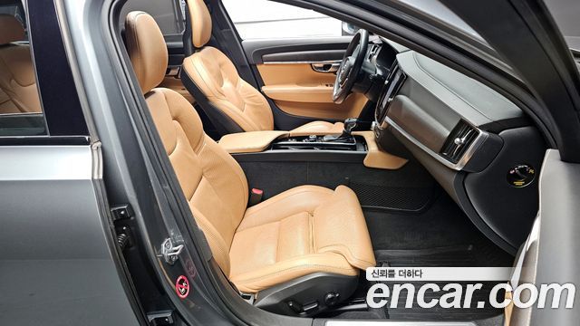 Volvo V90 Cross Country T5 Pro AWD 2018 — фото 10