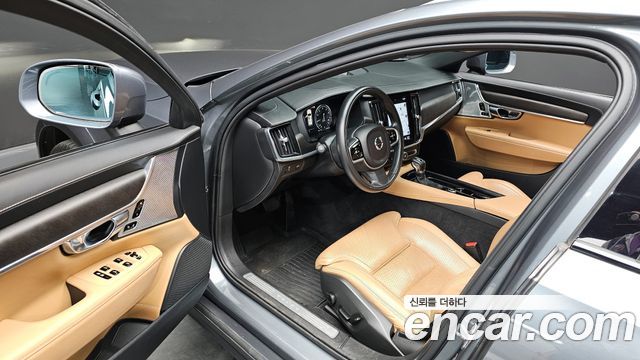 Volvo V90 Cross Country T5 Pro AWD 2018 — фото 11