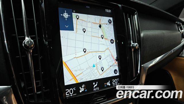 Volvo V90 Cross Country T5 Pro AWD 2018 — фото 30
