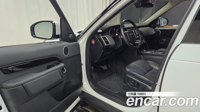Land Rover Discovery 5 2.0 SD4 SE 2020 — фото 10
