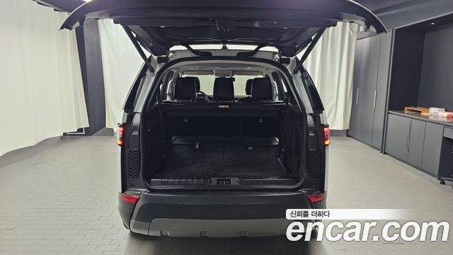 Land Rover Discovery 5 2.0 SD4 SE 2020 — фото 20