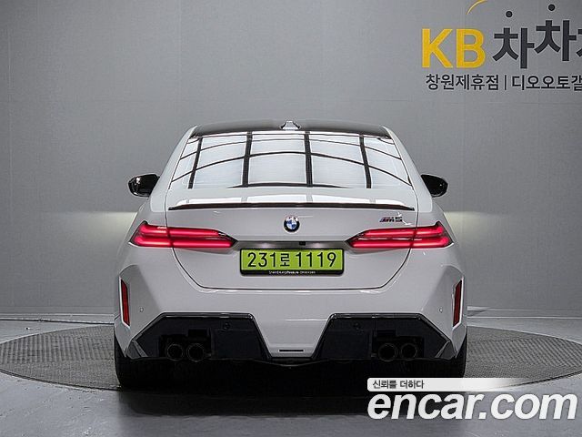 BMW M5 (G90) M5 Sedan 2025 — фото 4