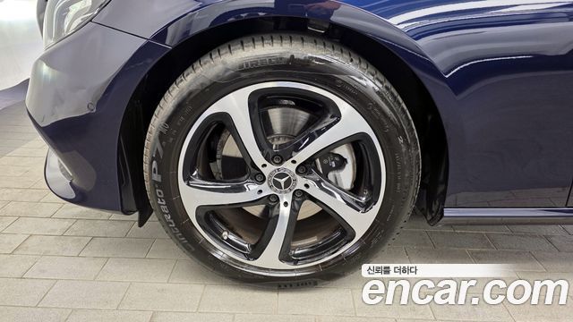 Mercedes-Benz E-Class (W213) E250 Avantgarde 2020 — фото 5