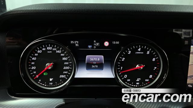 Mercedes-Benz E-Class (W213) E250 Avantgarde 2020 — фото 8