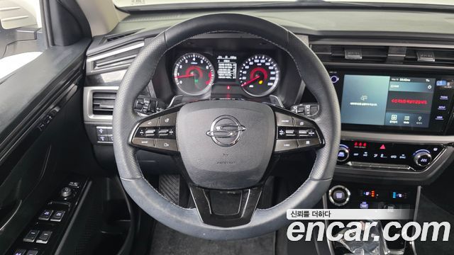 KG Mobility (SsangYong) Beautiful Korando Gasoline 1.5 2WD C7 2023 — фото 17