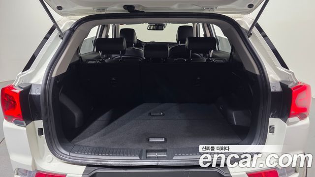 KG Mobility (SsangYong) Beautiful Korando Gasoline 1.5 2WD C7 2023 — фото 24