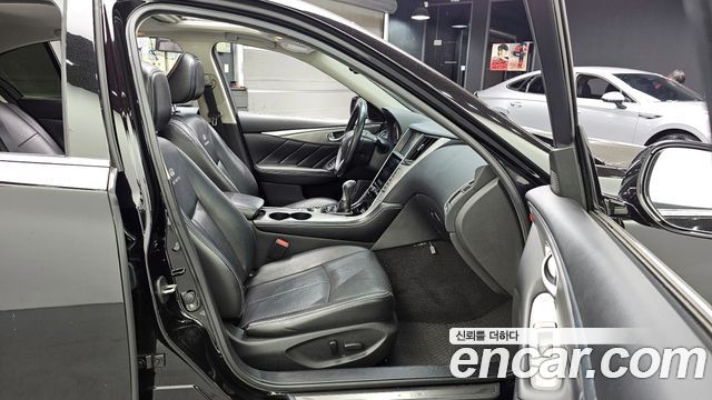 Infiniti Q50 2.2d Premium 2015 — фото 11